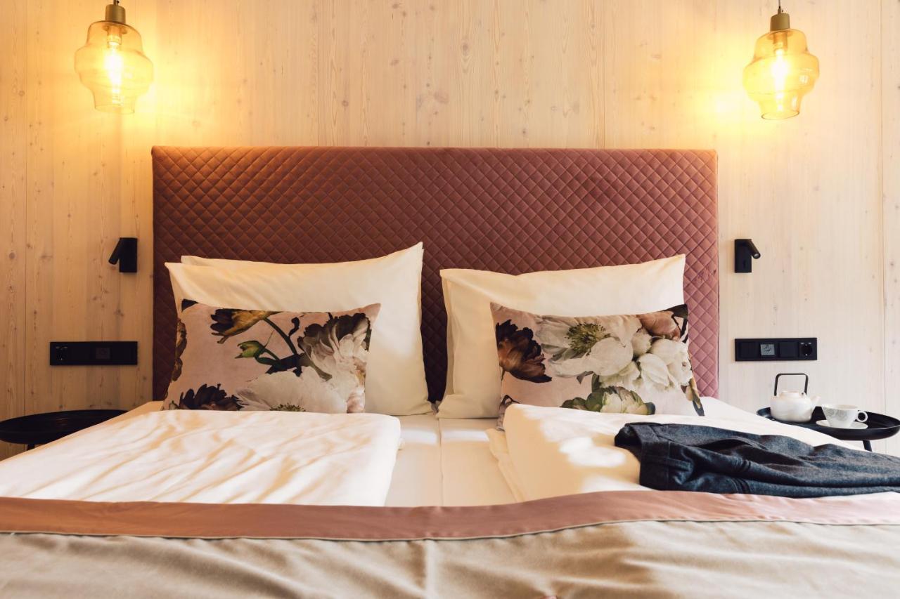 Hotel Jaegerhof Zams Ngoại thất bức ảnh