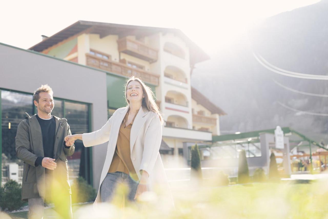 Hotel Jaegerhof Zams Ngoại thất bức ảnh