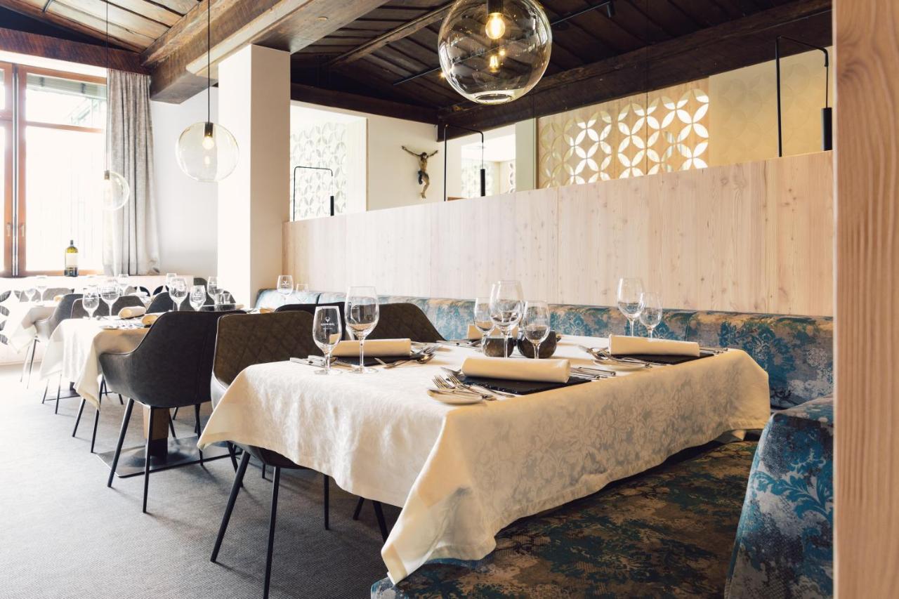 Hotel Jaegerhof Zams Ngoại thất bức ảnh