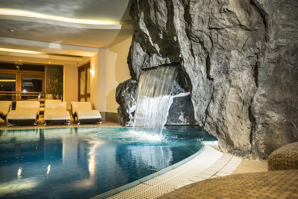Hotel Jaegerhof Zams Ngoại thất bức ảnh